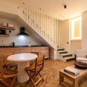 https://apartamentos-gravina-56.es-andalucia.com